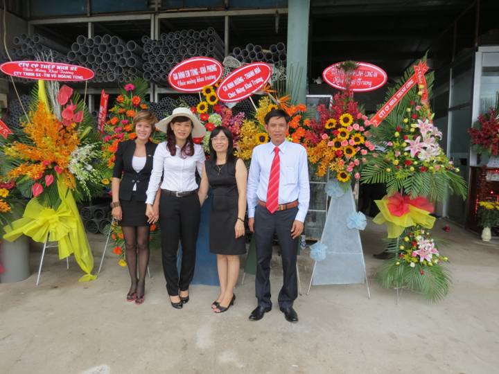 Hoang Tung held a conference aimed at customer appreciation